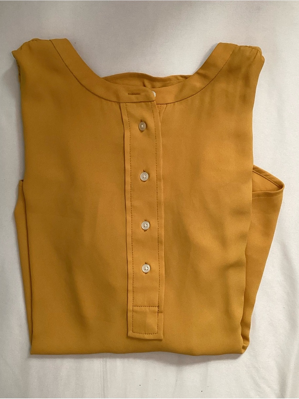 Ann Taylor Loft Ladies Gold 100% Polyester Button Front Tab Pullover Top Size M
